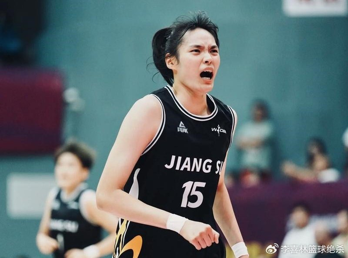 轰17+5力扛坎贝奇！中国女篮26岁2米悍将进化：宫鲁鸣征召她？|许晨妍|三分球|季后赛|中锋|娜塔莎·霍华德_新浪新闻